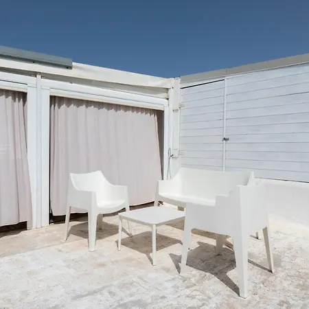 Dimora San Vincenzo Bed & Breakfast 2*