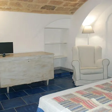 فندق مبيت وإفطار Dimora San Vincenzo غالّيبولي